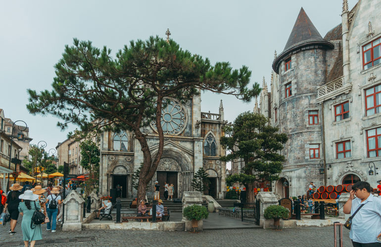 Mercure Danang French Village, Ba Na Hills