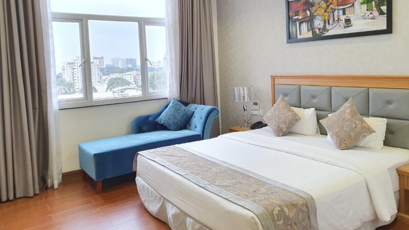 Le Duy Grand Hotel