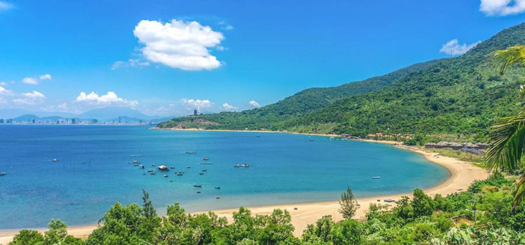 Son Tra Peninsula