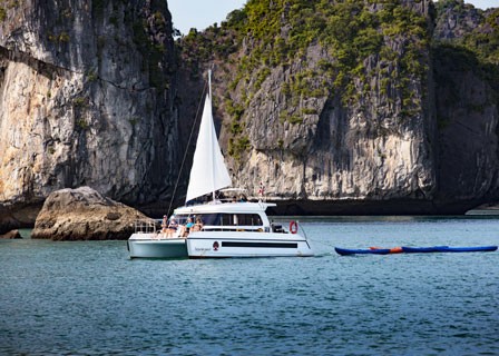 Lan Ha Bay Further Cruising- Ba Trai Dao Islets (B, L, D)
