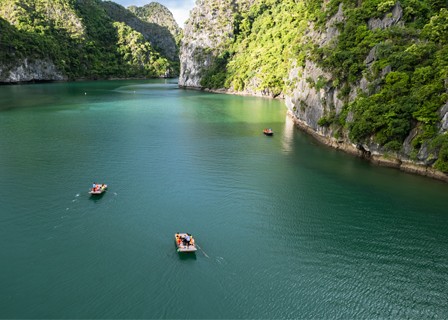 Lan Ha Bay – Halong Bay – Tuan Chau Marina (B, L)