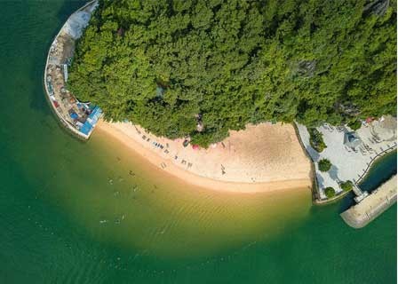 Titov Island - Tuan Chau Harbor