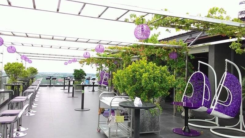 Iris Hotel