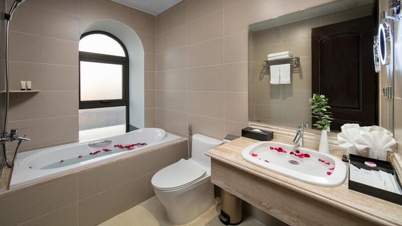 Halios Hotel Halong