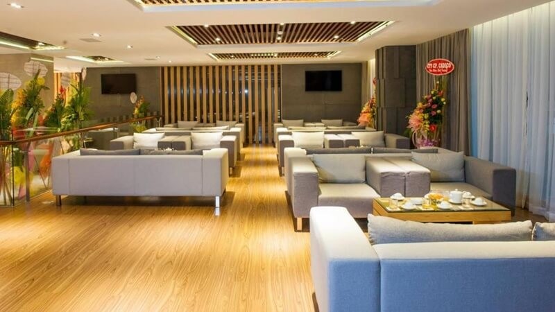 Iris Hotel