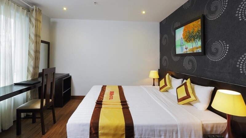 Sunland Hotel
