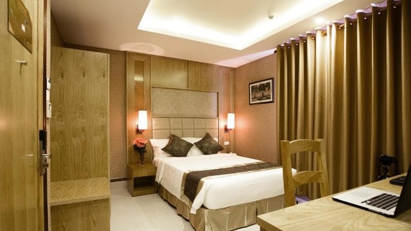West Hotel