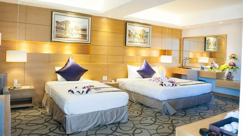 Iris Hotel