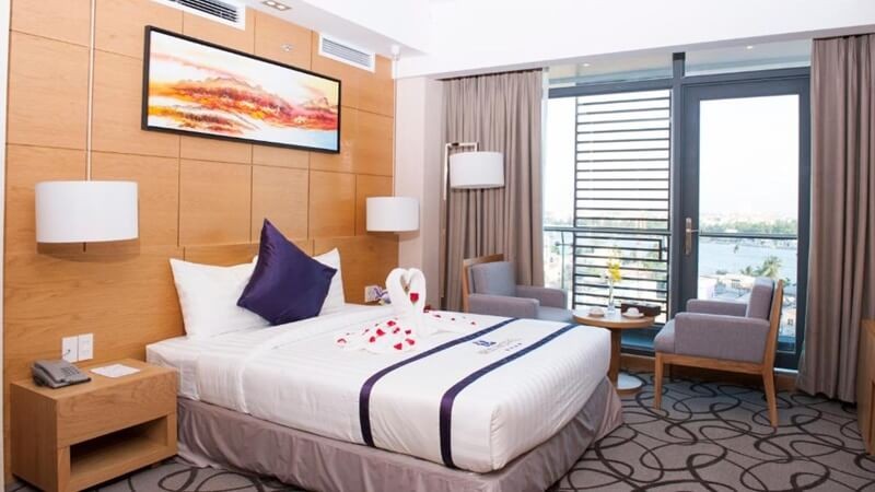 Iris Hotel