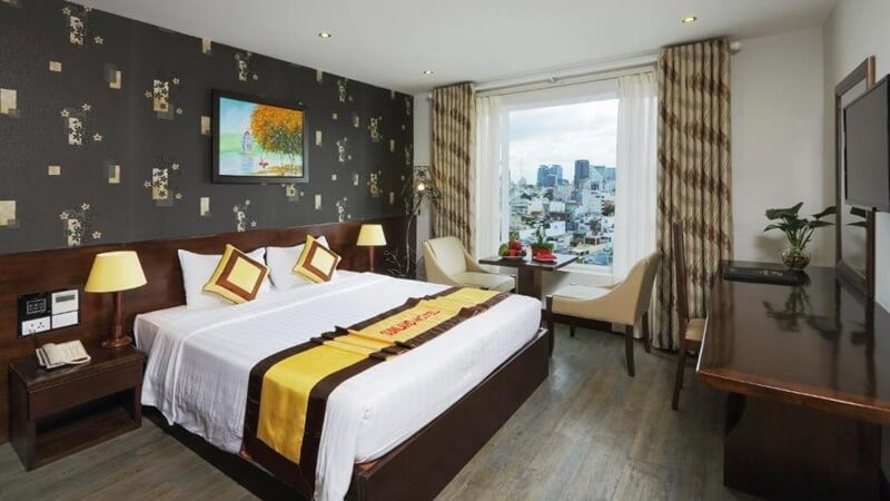 Sunland Hotel