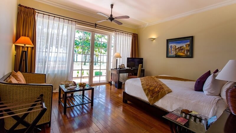 Victoria Hoian Beach Resort & Spa