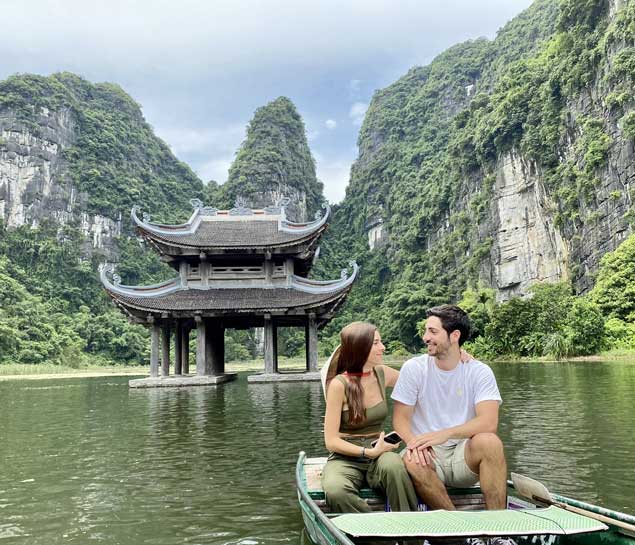 Bai Dinh - Trang An - Mua Cave Full Day Tour