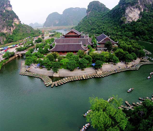 Bai Dinh - Trang An - Mua Cave Full Day Tour